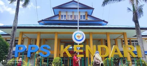 Al Qalam Islamic Integrated High School, Private School | We provide Indonesia infrastructure map on various property sectors and data. Access property listings, infrastructure developments, news, and valuable transaction data for informed decisions.