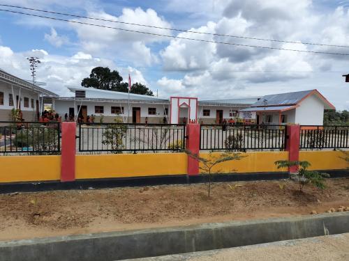 Insan Mandiri Islamic Integrated Elementary School, Private School | We provide Indonesia infrastructure map on various property sectors and data. Access property listings, infrastructure developments, news, and valuable transaction data for informed decisions.