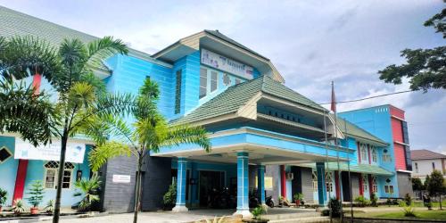 Lazuardi Ibnu Sina Global Islamic Elementary School Kendari, Private School | We provide Indonesia infrastructure map on various property sectors and data. Access property listings, infrastructure developments, news, and valuable transaction data for informed decisions.
