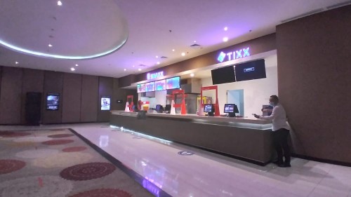 Lippo Plaza Kendari, Leased Retail, Tiga Dua Delapan (Kawan Lama Group) | We provide Indonesia infrastructure map on various property sectors and data. Access property listings, infrastructure developments, news, and valuable transaction data for informed decisions.