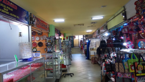 Mandonga Mall, Strata Retail, Bina Bakti Persada | We provide Indonesia infrastructure map on various property sectors and data. Access property listings, infrastructure developments, news, and valuable transaction data for informed decisions.