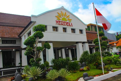 Completed hotel, Suryaraya Indah | We provide Indonesia infrastructure map on various property sectors and data. Access property listings, infrastructure developments, news, and valuable transaction data for informed decisions.