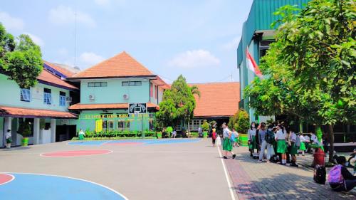 Santa Maria Catholic Primary School, Private School | We provide Indonesia infrastructure map on various property sectors and data. Access property listings, infrastructure developments, news, and valuable transaction data for informed decisions.
