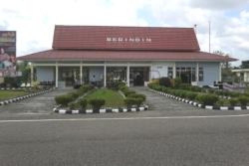 Beringin Airport, Airport, Government | We provide Indonesia infrastructure map on various property sectors and data. Access property listings, infrastructure developments, news, and valuable transaction data for informed decisions.