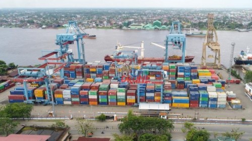 Port of Dwikora, Seaport, Pelabuhan Indonesia II | We provide Indonesia infrastructure map on various property sectors and data. Access property listings, infrastructure developments, news, and valuable transaction data for informed decisions.