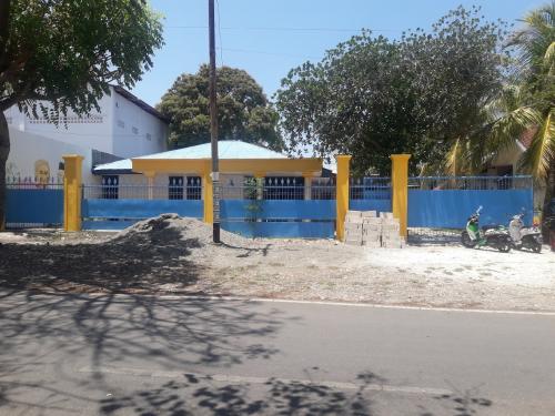 Kupang Montessori Junior High School, Private School | We provide Indonesia infrastructure map on various property sectors and data. Access property listings, infrastructure developments, news, and valuable transaction data for informed decisions.