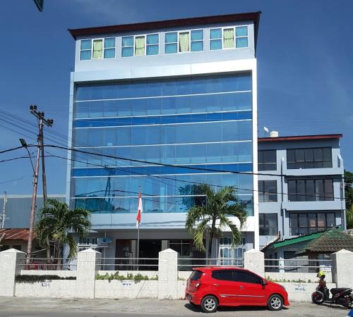 Mercusuar Christian High School, Private School | We provide Indonesia infrastructure map on various property sectors and data. Access property listings, infrastructure developments, news, and valuable transaction data for informed decisions.