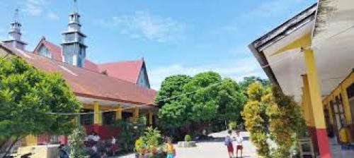 St. Familia Catholic Elementary School, Private School | We provide Indonesia infrastructure map on various property sectors and data. Access property listings, infrastructure developments, news, and valuable transaction data for informed decisions.