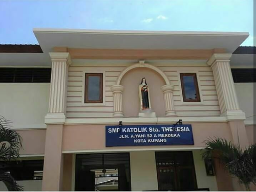 St. Theresia Catholic Junior High School, Private School | We provide Indonesia infrastructure map on various property sectors and data. Access property listings, infrastructure developments, news, and valuable transaction data for informed decisions.