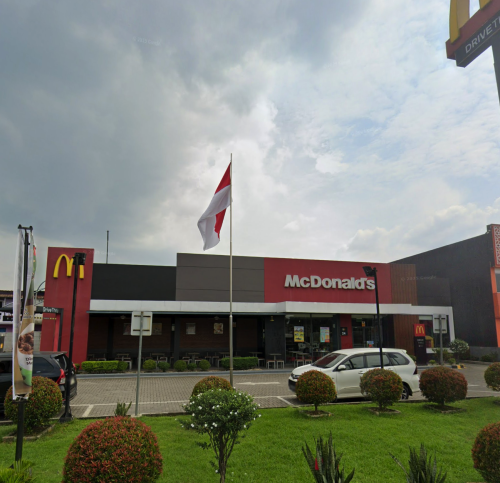 McDonald's Galuh Mas-Karawang, Stand Alone Retail | We provide Indonesia infrastructure map on various property sectors and data. Access property listings, infrastructure developments, news, and valuable transaction data for informed decisions.