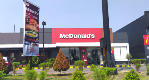 McDonald's Grand Taruma Karawang, Stand Alone Retail | We provide Indonesia infrastructure map on various property sectors and data. Access property listings, infrastructure developments, news, and valuable transaction data for informed decisions.
