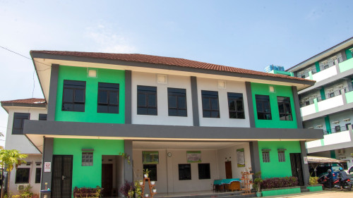 Mentari Ilmu IT Middle School, Private School | We provide Indonesia infrastructure map on various property sectors and data. Access property listings, infrastructure developments, news, and valuable transaction data for informed decisions.