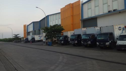 Karawang Sentra Bizhub, Warehouse, PT Innovindo Kreasi | We provide Indonesia infrastructure map on various property sectors and data. Access property listings, infrastructure developments, news, and valuable transaction data for informed decisions.