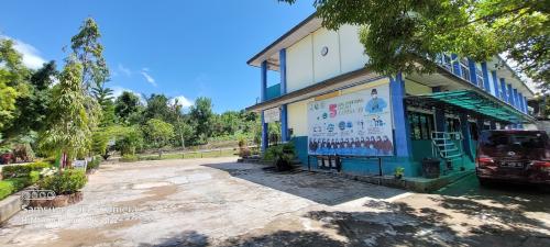 Nurul Ilmi Integrated Islamic Junior High School, Private School | We provide Indonesia infrastructure map on various property sectors and data. Access property listings, infrastructure developments, news, and valuable transaction data for informed decisions.