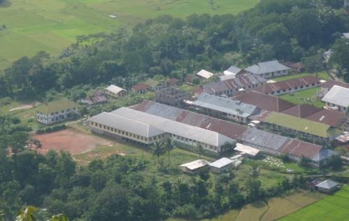 ST Klaus Werang Catholic Junior High School Werang, Private School | We provide Indonesia infrastructure map on various property sectors and data. Access property listings, infrastructure developments, news, and valuable transaction data for informed decisions.