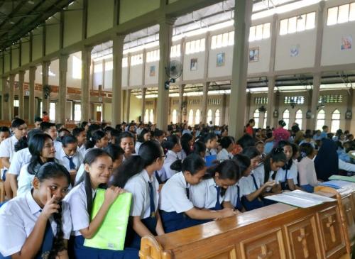 ST Yosefa Catholic Junior High School, Private School | We provide Indonesia infrastructure map on various property sectors and data. Access property listings, infrastructure developments, news, and valuable transaction data for informed decisions.