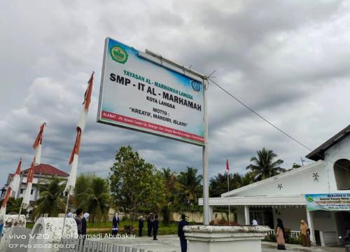 Al-Marhamah Junior High School, Private School | We provide Indonesia infrastructure map on various property sectors and data. Access property listings, infrastructure developments, news, and valuable transaction data for informed decisions.
