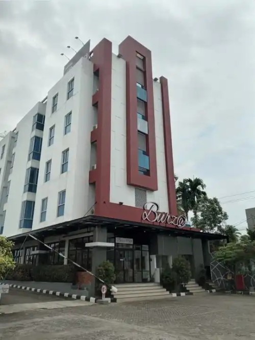Completed hotel, PT Burza Hotel Lubuklinggau | We provide Indonesia infrastructure map on various property sectors and data. Access property listings, infrastructure developments, news, and valuable transaction data for informed decisions.