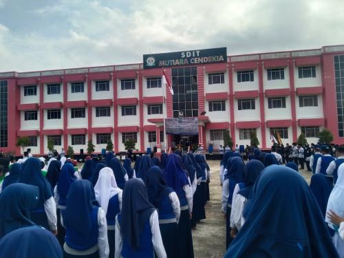 Mutiara Cendekia Integrated Islamic Junior High School, Private School | We provide Indonesia infrastructure map on various property sectors and data. Access property listings, infrastructure developments, news, and valuable transaction data for informed decisions.