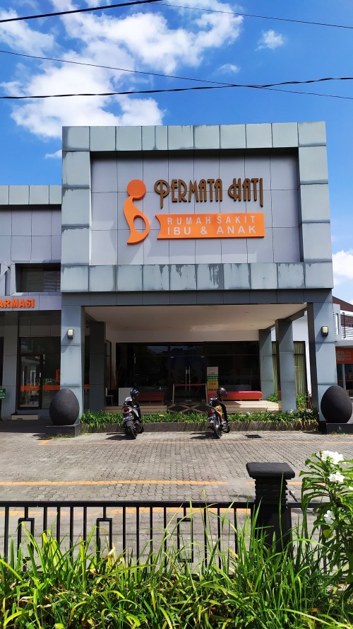 Permata Hati Women and Children's Hospital, Hospital | We provide Indonesia infrastructure map on various property sectors and data. Access property listings, infrastructure developments, news, and valuable transaction data for informed decisions.