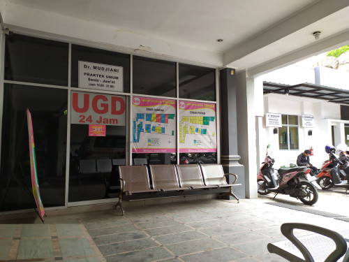 Tresna Women and Children's Hospital, Hospital | We provide Indonesia infrastructure map on various property sectors and data. Access property listings, infrastructure developments, news, and valuable transaction data for informed decisions.