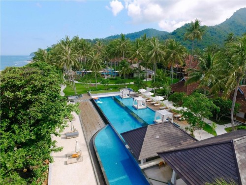 Completed hotel, Lombok Seaside | We provide Indonesia infrastructure map on various property sectors and data. Access property listings, infrastructure developments, news, and valuable transaction data for informed decisions.