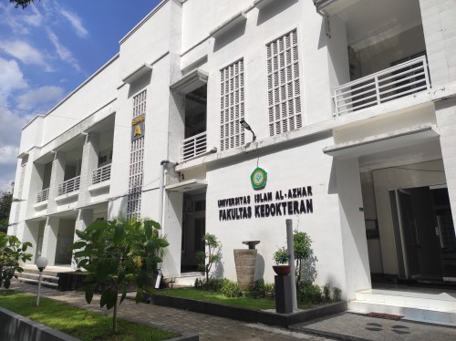 Al-Azhar Islamic University Mataram, University | We provide Indonesia infrastructure map on various property sectors and data. Access property listings, infrastructure developments, news, and valuable transaction data for informed decisions.