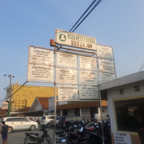 Restu Bunda Maternity Hospital, Hospital | We provide Indonesia infrastructure map on various property sectors and data. Access property listings, infrastructure developments, news, and valuable transaction data for informed decisions.