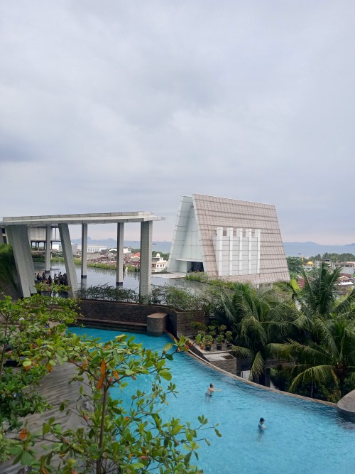 Completed hotel | We provide Indonesia infrastructure map on various property sectors and data. Access property listings, infrastructure developments, news, and valuable transaction data for informed decisions.
