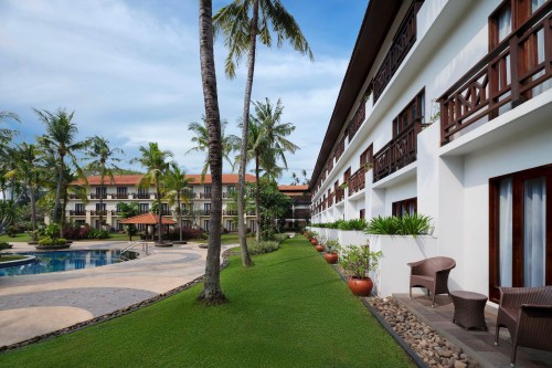 Completed hotel, Pakuwon Group | We provide Indonesia infrastructure map on various property sectors and data. Access property listings, infrastructure developments, news, and valuable transaction data for informed decisions.