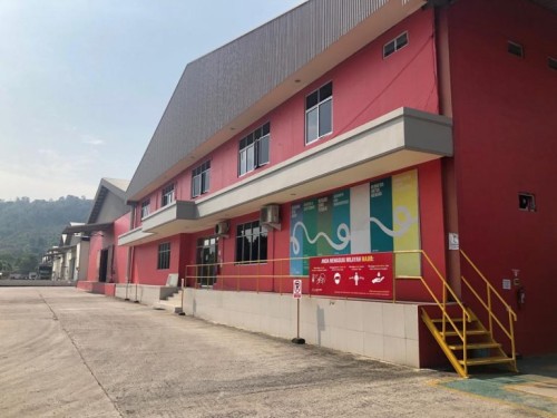 Tembesu 3 Warehouse, Warehouse, Vastland Indonesia | We provide Indonesia infrastructure map on various property sectors and data. Access property listings, infrastructure developments, news, and valuable transaction data for informed decisions.