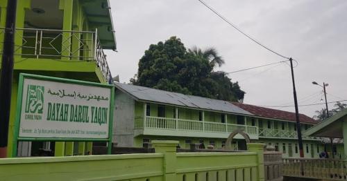 Dayah Darul Yaqin Junior High School, Private School | We provide Indonesia infrastructure map on various property sectors and data. Access property listings, infrastructure developments, news, and valuable transaction data for informed decisions.