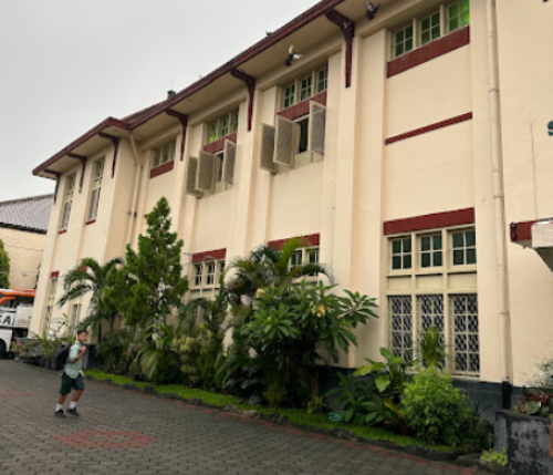Santo Bernardus Primary School, Private School | We provide Indonesia infrastructure map on various property sectors and data. Access property listings, infrastructure developments, news, and valuable transaction data for informed decisions.
