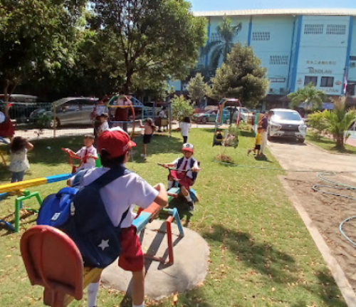 Tiga Bahasa Mitra Harapan Primary School, Private School | We provide Indonesia infrastructure map on various property sectors and data. Access property listings, infrastructure developments, news, and valuable transaction data for informed decisions.
