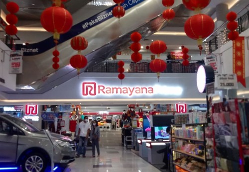 Plaza Lawu, Leased Retail, SRLand Properties | We provide Indonesia infrastructure map on various property sectors and data. Access property listings, infrastructure developments, news, and valuable transaction data for informed decisions.