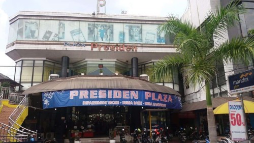 Presiden Plaza Madiun, Leased Retail | We provide Indonesia infrastructure map on various property sectors and data. Access property listings, infrastructure developments, news, and valuable transaction data for informed decisions.