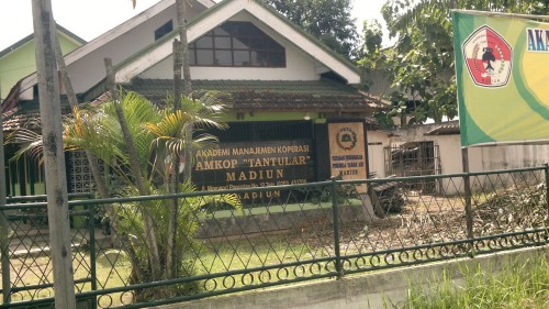 Tantular Cooperative Management Academy, University | We provide Indonesia infrastructure map on various property sectors and data. Access property listings, infrastructure developments, news, and valuable transaction data for informed decisions.