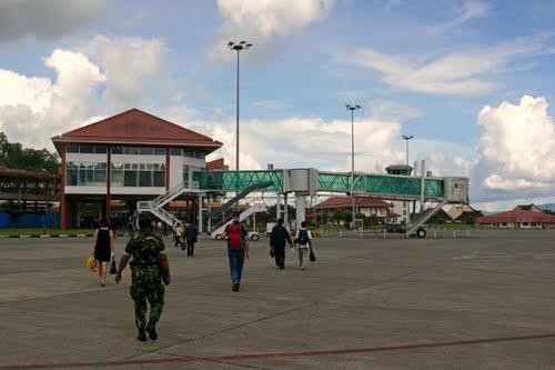 Pattimura International Airport, Airport, Angkasa Pura I | We provide Indonesia infrastructure map on various property sectors and data. Access property listings, infrastructure developments, news, and valuable transaction data for informed decisions.
