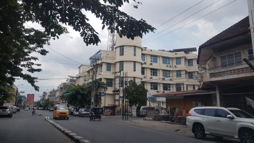 Methodist Hospital Medan, Hospital | We provide Indonesia infrastructure map on various property sectors and data. Access property listings, infrastructure developments, news, and valuable transaction data for informed decisions.