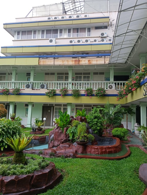 Sarah Hospital Medan, Hospital | We provide Indonesia infrastructure map on various property sectors and data. Access property listings, infrastructure developments, news, and valuable transaction data for informed decisions.