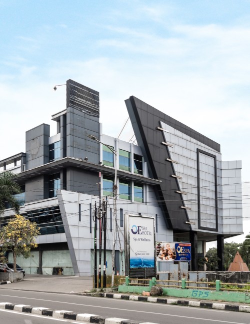 Completed hotel | We provide Indonesia infrastructure map on various property sectors and data. Access property listings, infrastructure developments, news, and valuable transaction data for informed decisions.