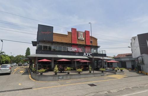 KFC Titi Kuning Medan, Stand Alone Retail | We provide Indonesia infrastructure map on various property sectors and data. Access property listings, infrastructure developments, news, and valuable transaction data for informed decisions.