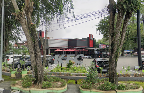 KFC Walikota Medan, Stand Alone Retail | We provide Indonesia infrastructure map on various property sectors and data. Access property listings, infrastructure developments, news, and valuable transaction data for informed decisions.