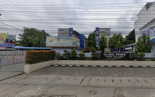 Global Prima Senior High School, Private School | We provide Indonesia infrastructure map on various property sectors and data. Access property listings, infrastructure developments, news, and valuable transaction data for informed decisions.