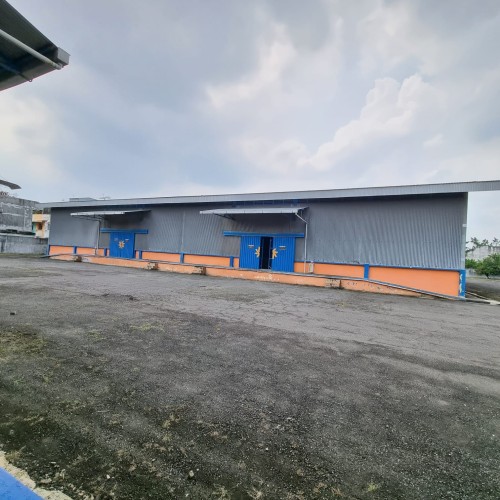 Bulog Warehouse Pulo Brayan Darat I berlokasi di Jl. Mustafa, Kecamatan Medan Timur, Kota Medan, Provinsi Sumatera Utara. Warehouse ini dikembangkan oleh Perusa...