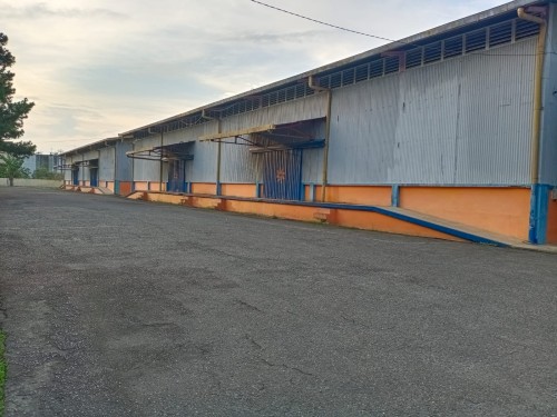 Bulog Warehouse Pulo Brayan Darat II berlokasi di Jl. Jemadi, Kecamatan Medan Timur, Kota Medan, Provinsi Sumatera Utara. Warehouse ini dikembangkan oleh Perusa...