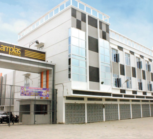 Amplas Warehouse berlokasi di Jl. Panglima Denai, Kecamatan Medan Amplas, Kota Medan, Provinsi Sumatera Utara. Warehouse ini dikembangkan oleh PT Medan Industri...