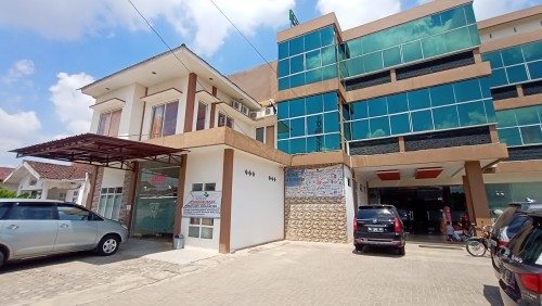 Azizah Hospital Metro, Hospital | We provide Indonesia infrastructure map on various property sectors and data. Access property listings, infrastructure developments, news, and valuable transaction data for informed decisions.