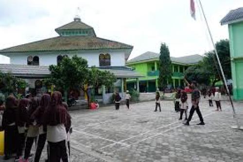 Al Muhsin Islamic Primary School, Private School | We provide Indonesia infrastructure map on various property sectors and data. Access property listings, infrastructure developments, news, and valuable transaction data for informed decisions.