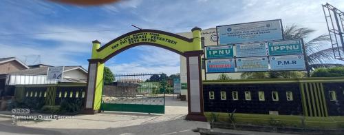 TMI Roudlatul Quran Junior High School, Private School | We provide Indonesia infrastructure map on various property sectors and data. Access property listings, infrastructure developments, news, and valuable transaction data for informed decisions.